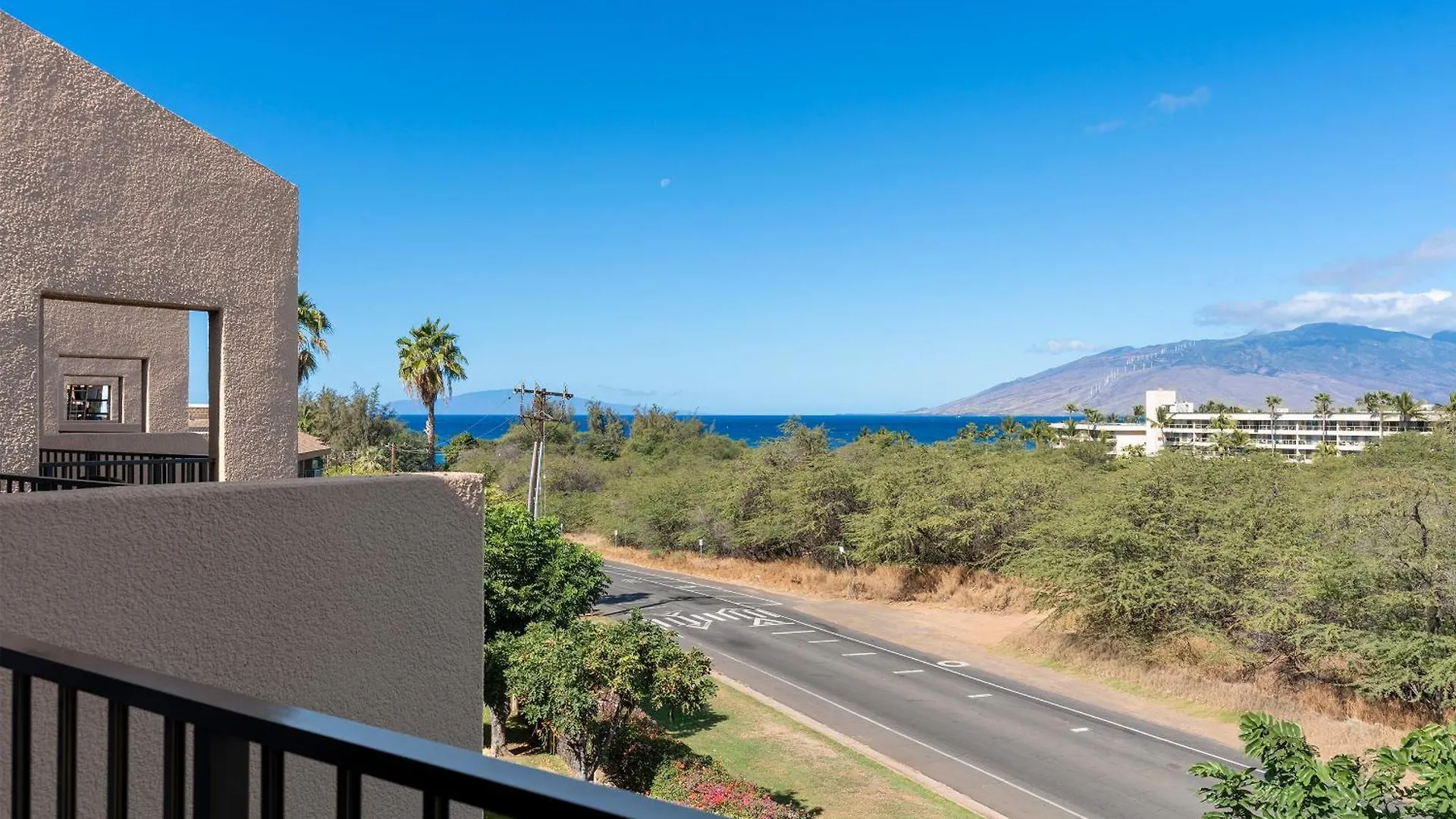 Kamaole Sands 4-411 Wailea  United States